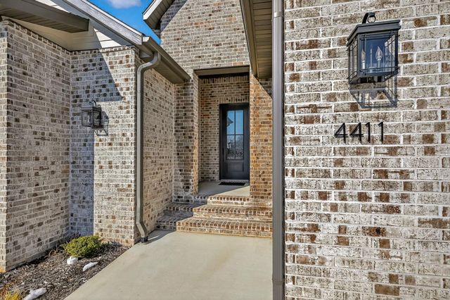 4411 E Hidden Oak Street, Springfield, MO 65802