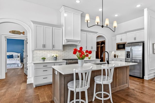 4411 E Hidden Oak Street, Springfield, MO 65802