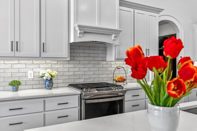 4411 E Hidden Oak Street, Springfield, MO 65802