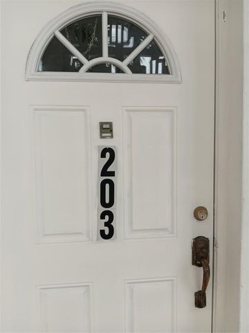 4310 NW 12th Court 203, Lauderhill, FL 33313