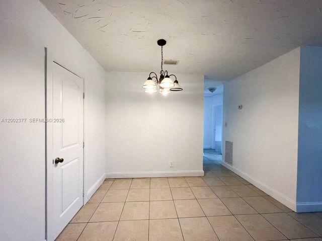 3461 NW 17th St, Lauderhill, FL 33311