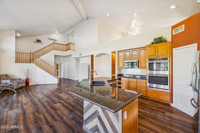 780 N BRISTOL Lane, Gilbert, AZ 85234