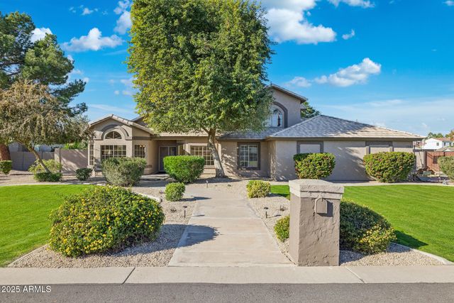 780 N BRISTOL Lane, Gilbert, AZ 85234