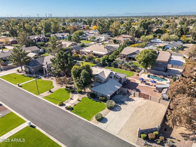 780 N BRISTOL Lane, Gilbert, AZ 85234