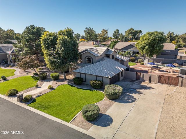 780 N BRISTOL Lane, Gilbert, AZ 85234