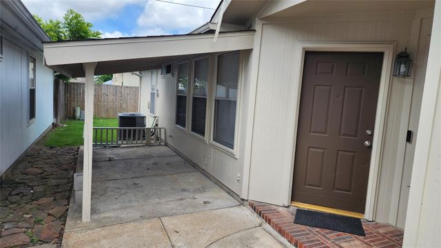 5443 Evergreen Canyon Road, Houston, TX 77066