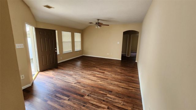 5443 Evergreen Canyon Road, Houston, TX 77066