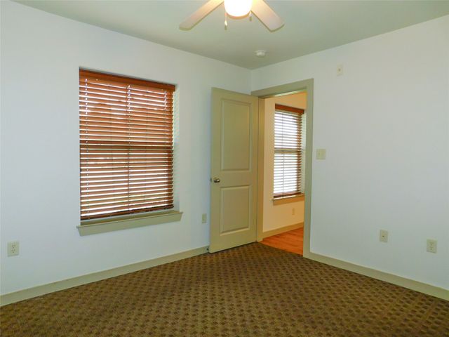 1512 N Elm Street 101, Denton, TX 76201