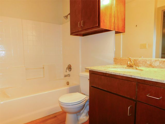 1512 N Elm Street 101, Denton, TX 76201