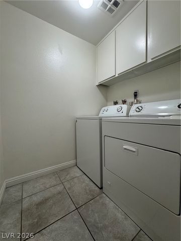 6209 Meadow Lark Lane, Las Vegas, NV 89103