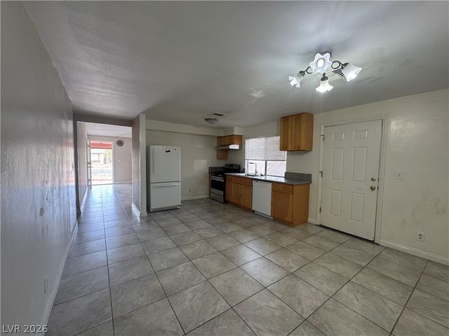 6209 Meadow Lark Lane, Las Vegas, NV 89103