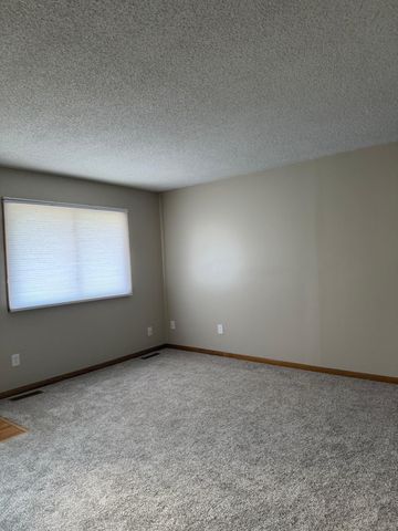 1552 Creek Meadows Drive NW, Coon Rapids, MN 55433
