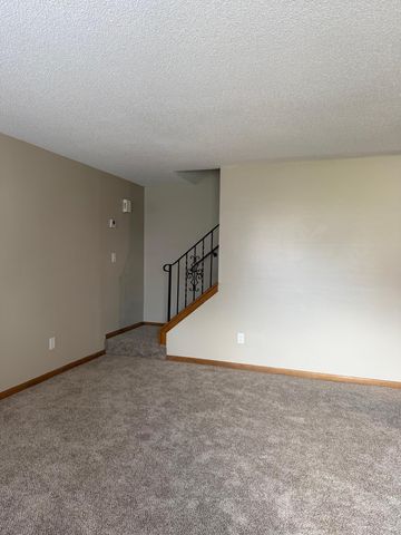 1552 Creek Meadows Drive NW, Coon Rapids, MN 55433