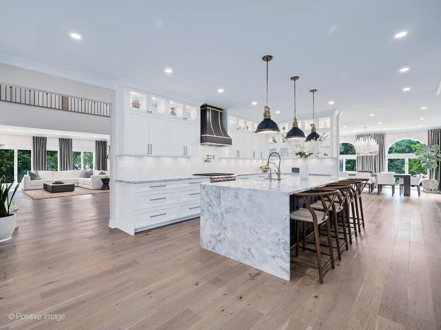 13175 Fox Lane, Lemont, IL 60439