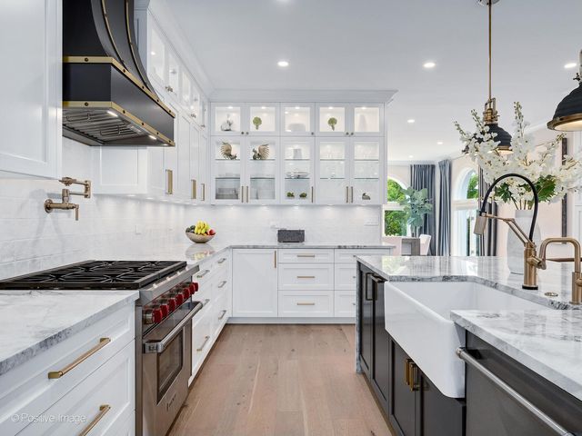 13175 Fox Lane, Lemont, IL 60439