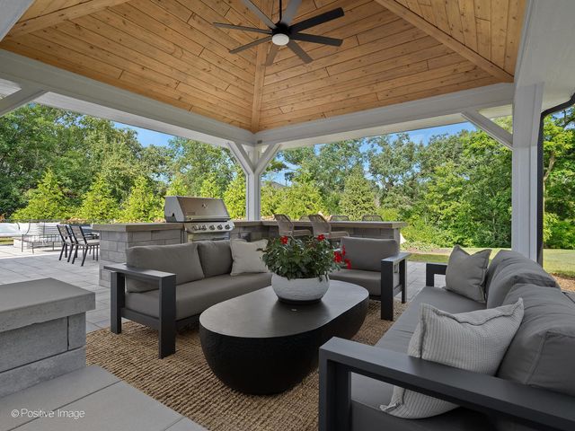 13175 Fox Lane, Lemont, IL 60439