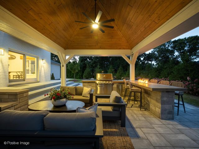 13175 Fox Lane, Lemont, IL 60439