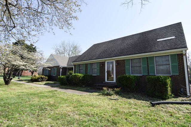 1059 Robertson Rd, Gallatin, TN 37066