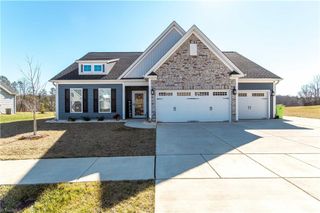 1216 Creek Knoll Drive, Lewisville, NC 27023