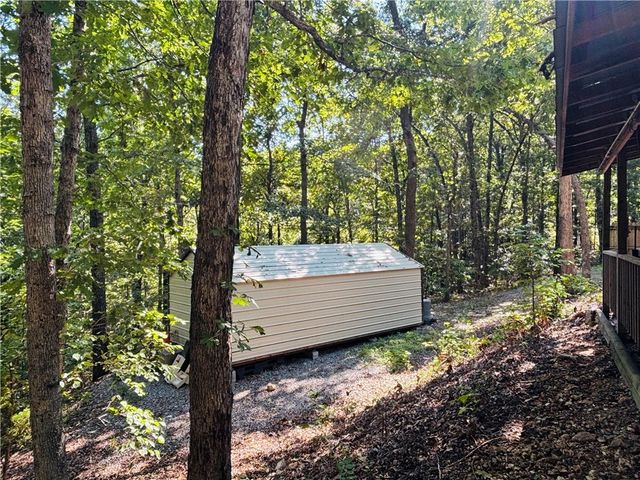 2602 Marion County 8050, Yellville, AR 72687