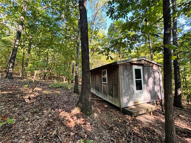 2602 Marion County 8050, Yellville, AR 72687