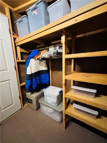 2602 Marion County 8050, Yellville, AR 72687