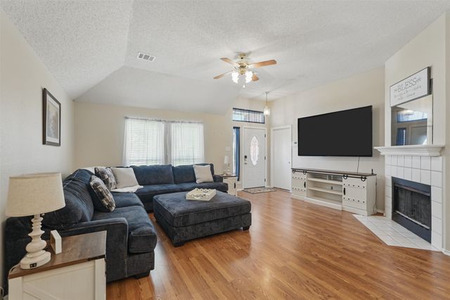7210 Dartmouth Drive, Rowlett, TX 75089