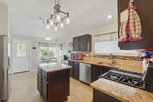 7210 Dartmouth Drive, Rowlett, TX 75089
