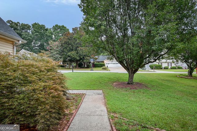 1820 Fort Daniels Trail, Dacula, GA 30019