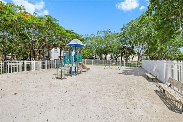 5014 SW 155th Terrace, Miramar, FL 33027