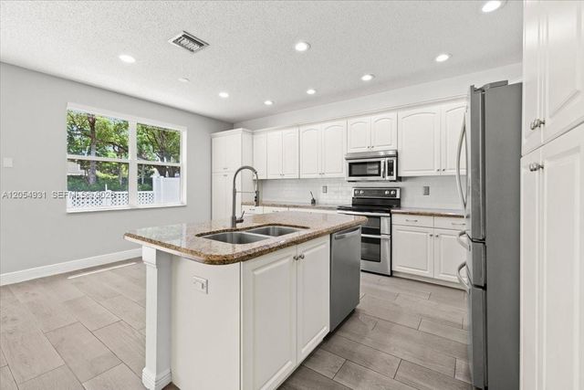 5014 SW 155th Terrace, Miramar, FL 33027