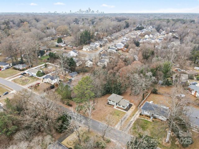 3417 Sudbury Road, Charlotte, NC 28205