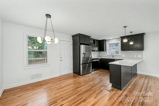 3417 Sudbury Road, Charlotte, NC 28205