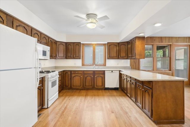 138 Park Avenue, River Forest, IL 60305