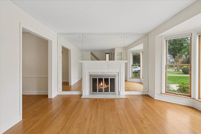 138 Park Avenue, River Forest, IL 60305