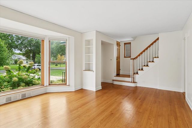138 Park Avenue, River Forest, IL 60305