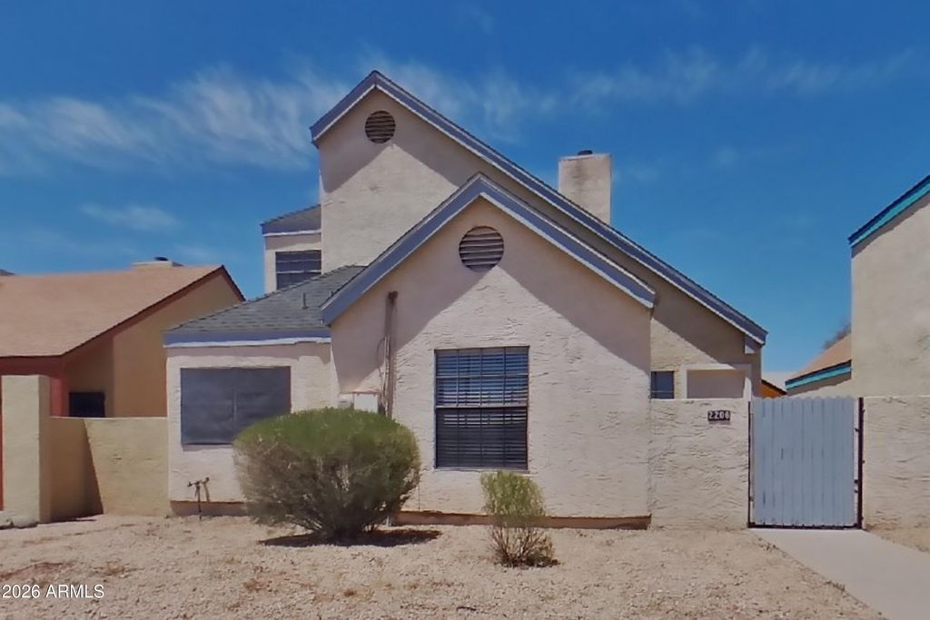 2206 W MONONA Drive, Phoenix, AZ 85027