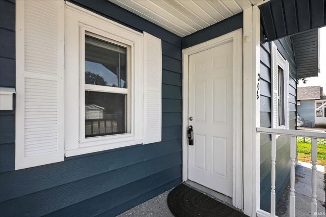 206 Helen Avenue, Mishawaka, IN 46544