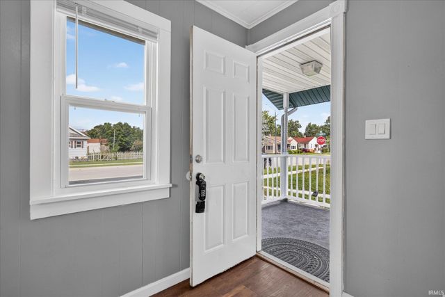 206 Helen Avenue, Mishawaka, IN 46544