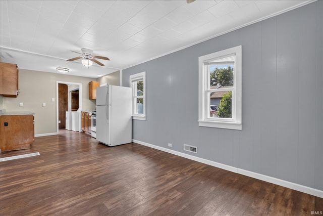 206 Helen Avenue, Mishawaka, IN 46544