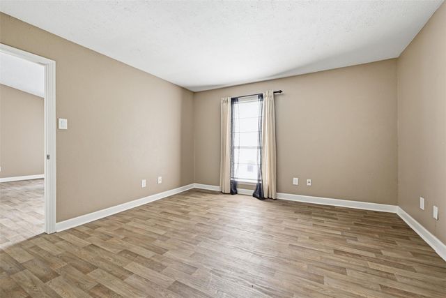 9707 Richmond Street 16, Houston, TX 77042