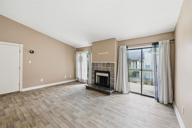 9707 Richmond Street 16, Houston, TX 77042