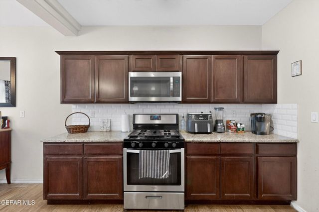 393 ISAIAS Avenue, Canutillo, TX 79835