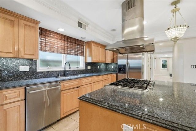 233 S Irena 1, Redondo Beach, CA 90277