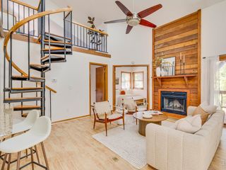 2960 Shadow Creek Dr 302, Boulder, CO 80303