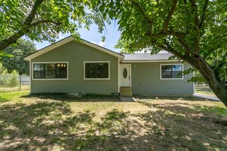 1346 S Reno Road, Reno, TX 76082