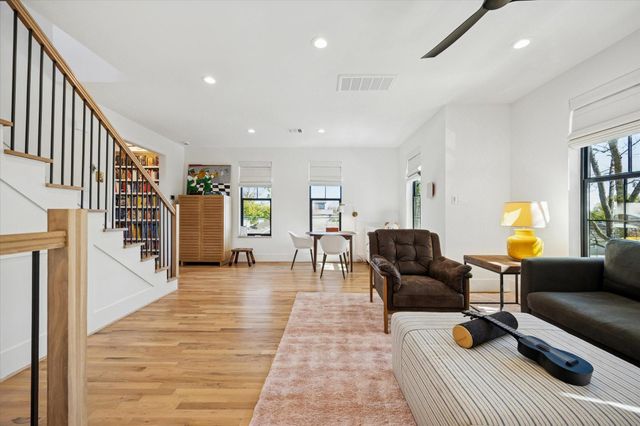 701 Ridge Street, Houston, TX 77009