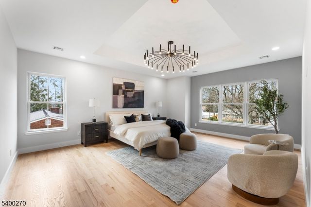 27 Stemmer Dr, Clark Twp., NJ 07066