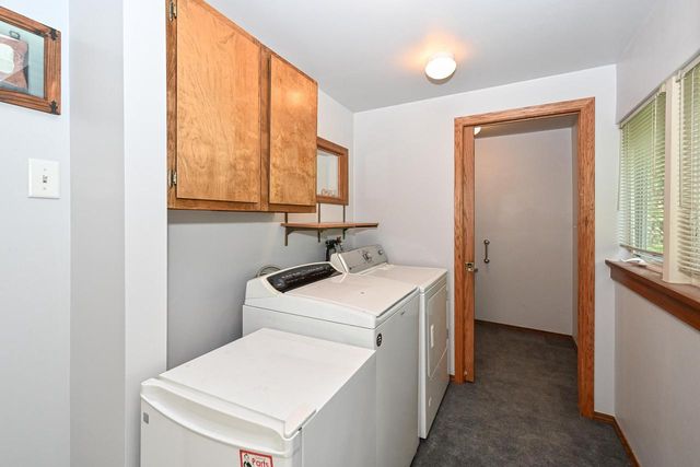 12659 N East Shoreland DRIVE, Mequon, WI 53092