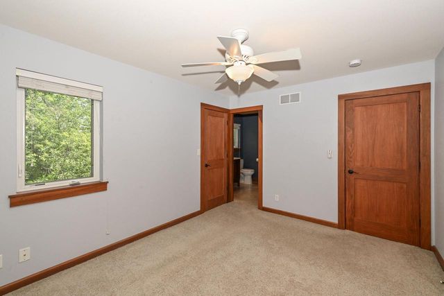 12659 N East Shoreland DRIVE, Mequon, WI 53092